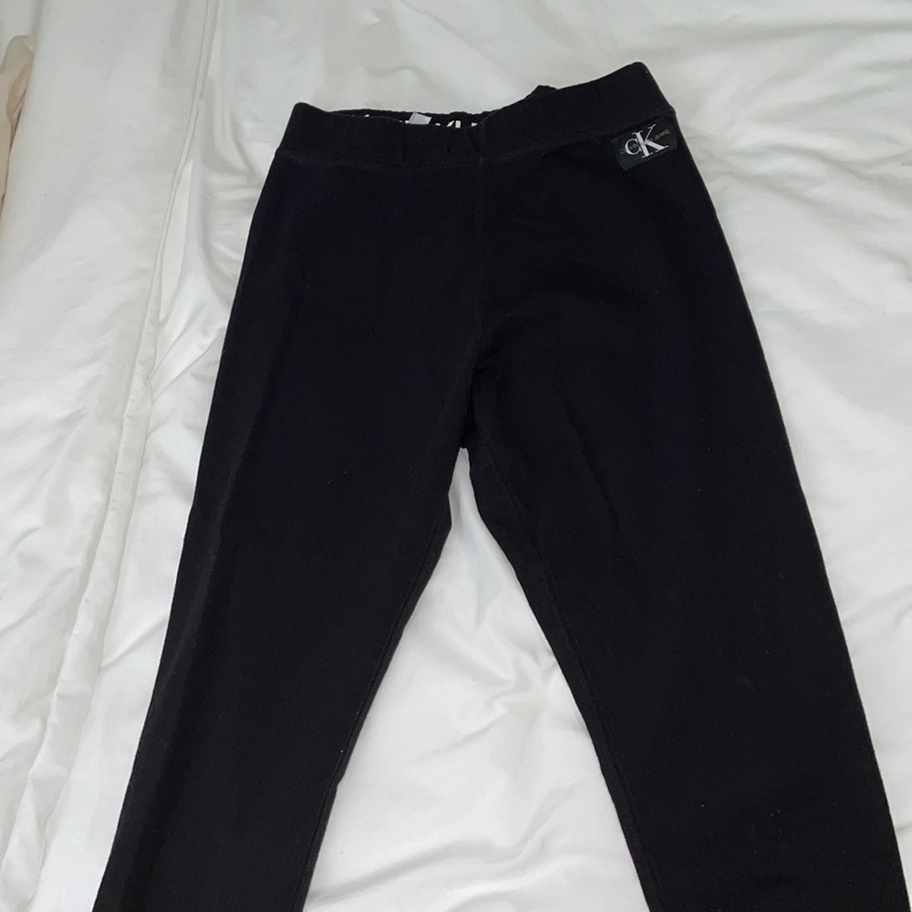 Size Medium Calvin Klein leggings
